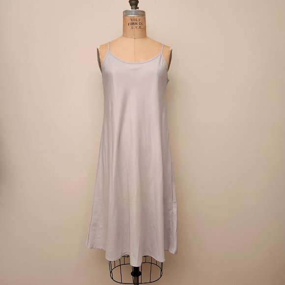 Uniqlo Pleated Chiffon Dress - Picture 8 of 14
